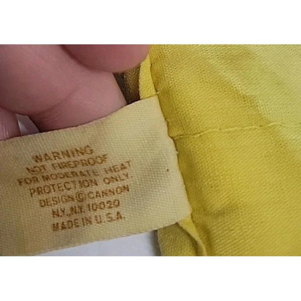 Vintage Yellow Mushroom Pot Holder Cannon Distressed USA‎